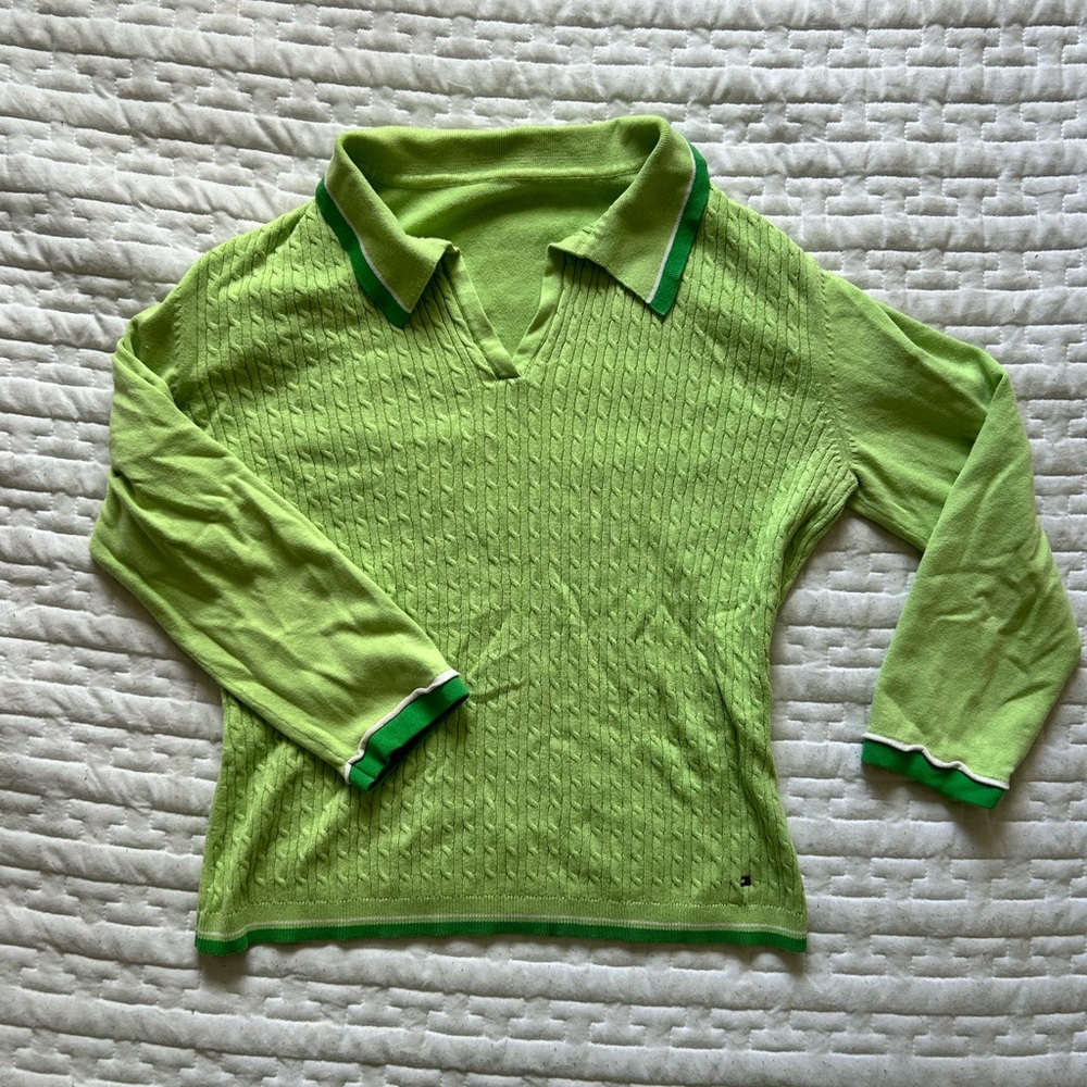 Super cute trendy Tommy Hilfiger green top